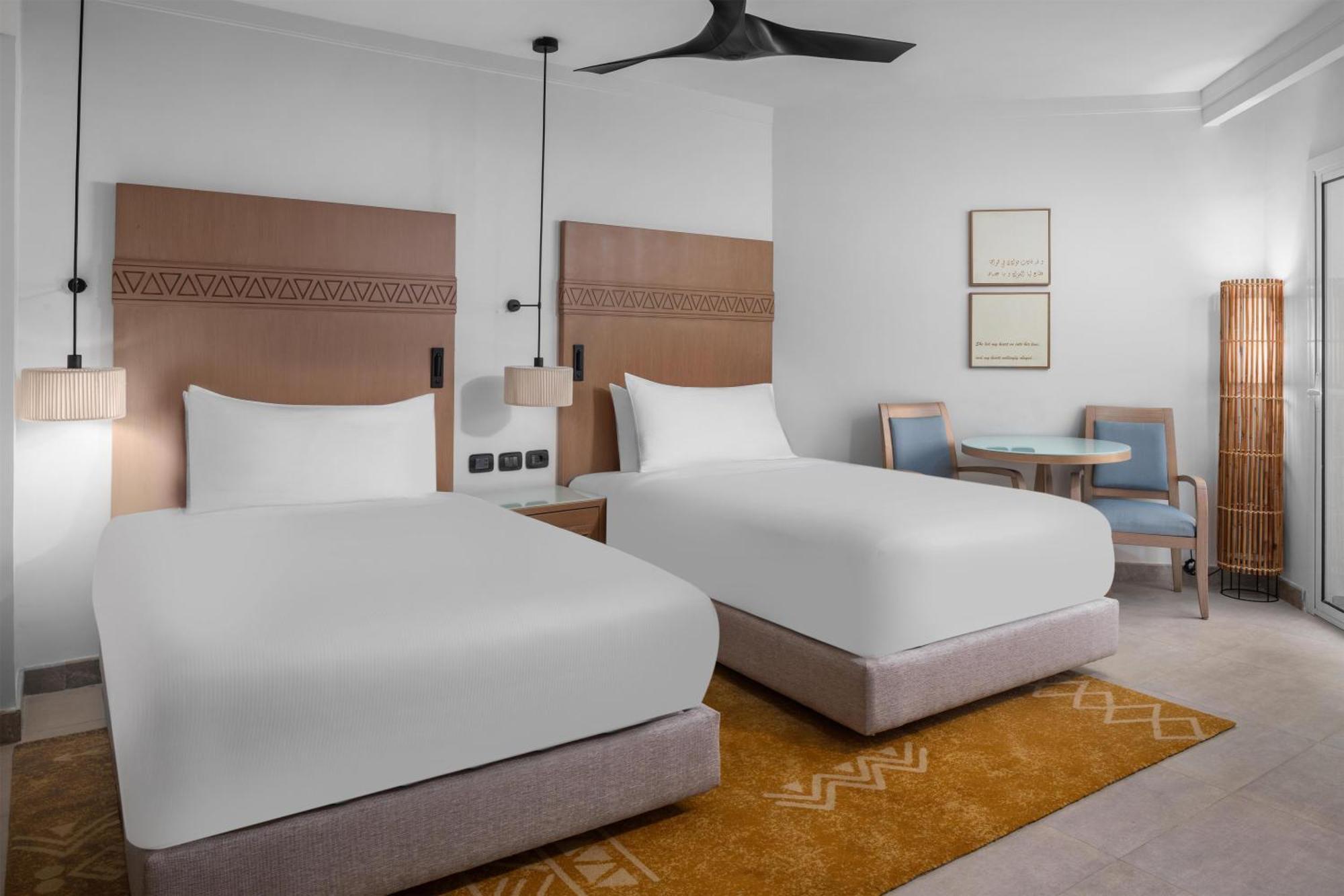 Premium Beachside Twin Room Pool View